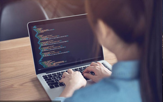 宁阳 api php源码,下载的php源码怎么运行呢？